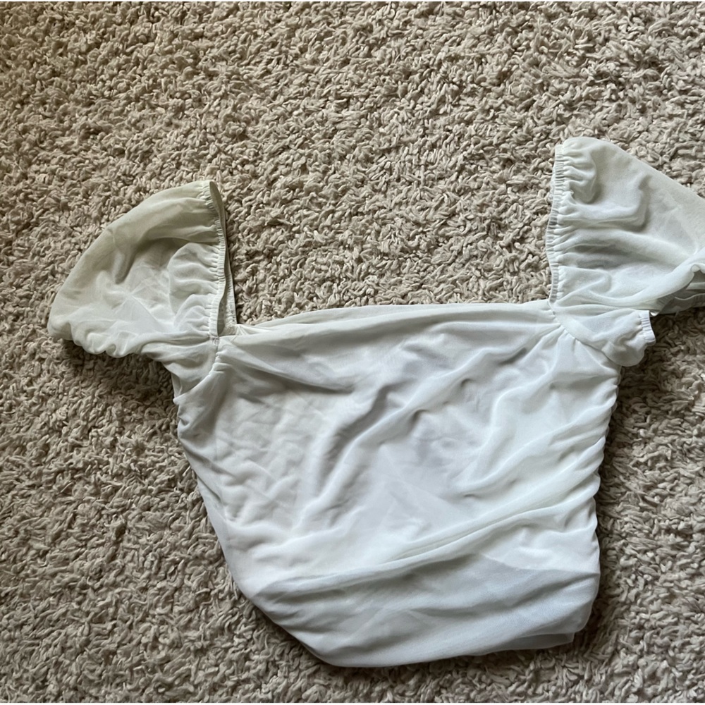 crop top - Picture 2 of 2